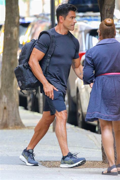 mark.consuelos bulge|mark consuelos injury.